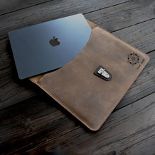 Load image into Gallery viewer, PREORDER! BLACKTHORN LEATHER LAPTOP CASE WITH YOUR NAME
